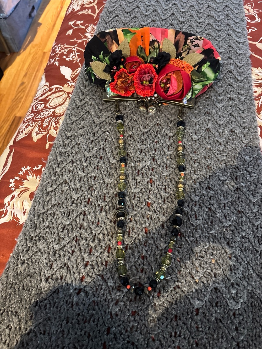 Mary Frances Red Green Multicolor Floral Beaded Strap Clutch - Picture 12 of 14